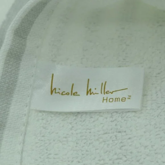 Nicole Miller Halloween Kitchen Towels Set of 2 New - Picture 4 of 4